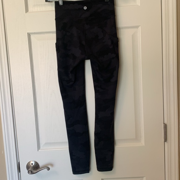 Lululemon Fast and Free HR 25” Tight - Picture 5 of 9